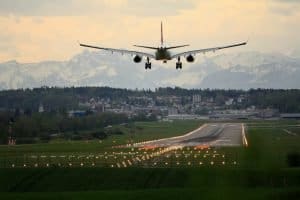 Read more about the article Displaced Thresholds on Runways – Whats the Purpose?